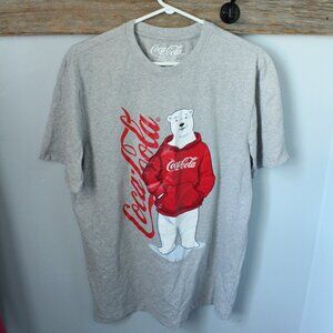 Coca Cola Polar Bear Size M Mens Tshirt Grey